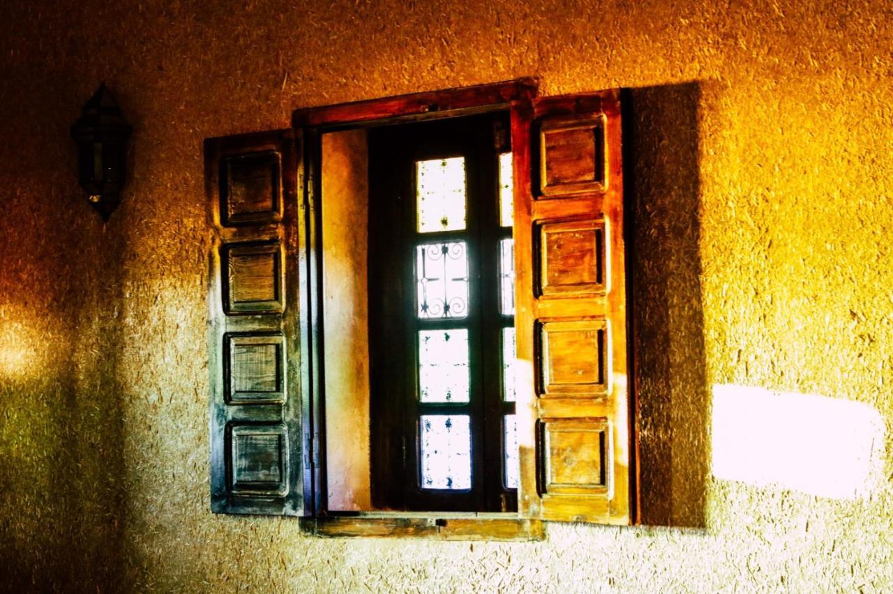 Riad Caravasar Merzouga Exterior foto