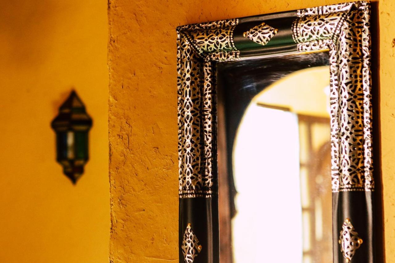 Riad Caravasar Merzouga Exterior foto